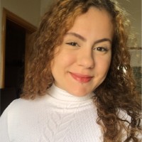Rebeca Trinquinato