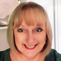 Clare Brett