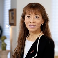 Una U Yang