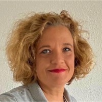 Annette Stossier