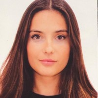 Emilia Mora Die