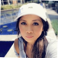Melanie T Le