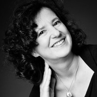 Carola Menacher