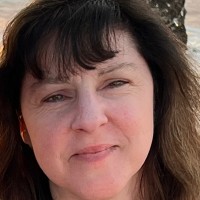 Tonia Leonard