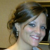 Lyndsay Andrews