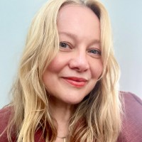 Karen Nicholson