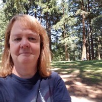 Julie (Lippold) Stier