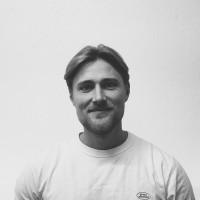 Aron Lavatt