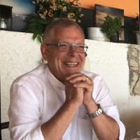 Les Krause-Whiteing MSc BCSEM