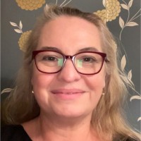 Delia Lynch