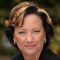Dr. Gwen Finestone, Mft, Phd