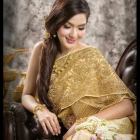 Putri Che