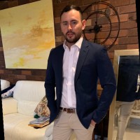 William Mora
