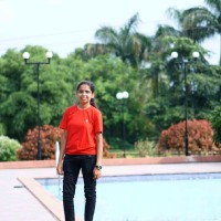Esha Taran