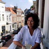 Margreet Vd Broek