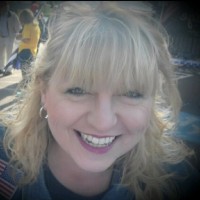 Teri L Smith
