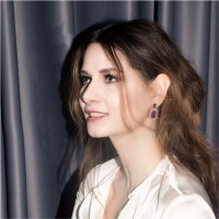 Violeta S.