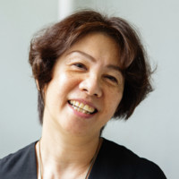 Anna L Tam