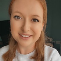 Kelly-Marie Roe