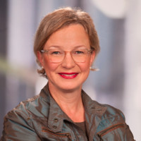 Andrea Heuser