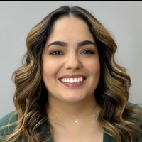 Camila Salviano de Medeiros