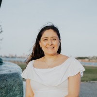 Desiree Cruz