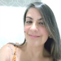 Andreia Mello