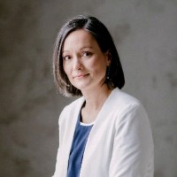 Szilvia L.