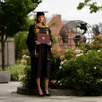 Silviane Alves, Bs / Mba