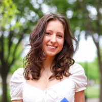 Olivia Sylvester, Eit