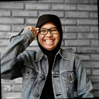 Pratiwi .