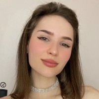 Mia H.
