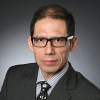 Dr. Patricio Silva González