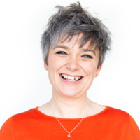 Vicky Connor 🟡🟢🔴🔵