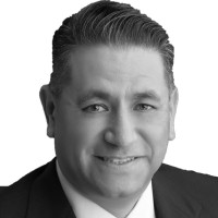 Robert Luna, Pe, Ptoe