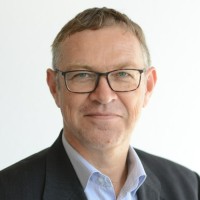 Albert Decker