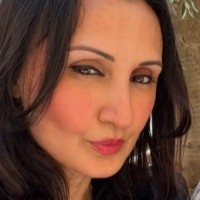 Alveena Khan