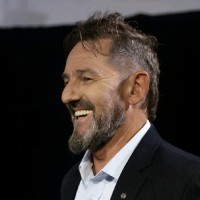 Guillermo González