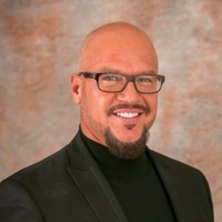 Dr. Kevin Brooks