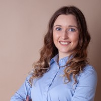 Catherine Bari