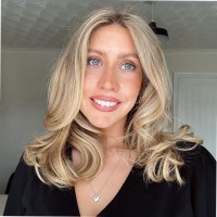 Chloe Jones Assoc Cipd