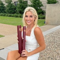 Laura Lee Gunn