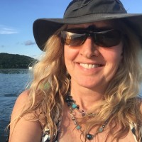 Lynne Robertson