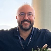 Semih Dolapci