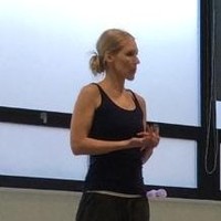 Dr Helen Kindred