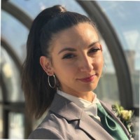 Jacqueline White, Mba