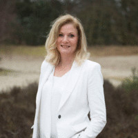 Karin Van Looij