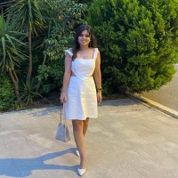 Esra Erkan