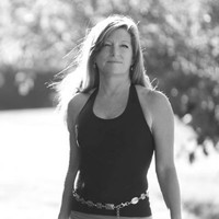 Shelley Brett