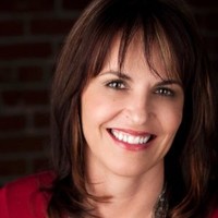 Julie Manoogian